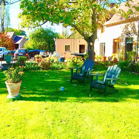 Le Beauregard Bed & Breakfast 3*